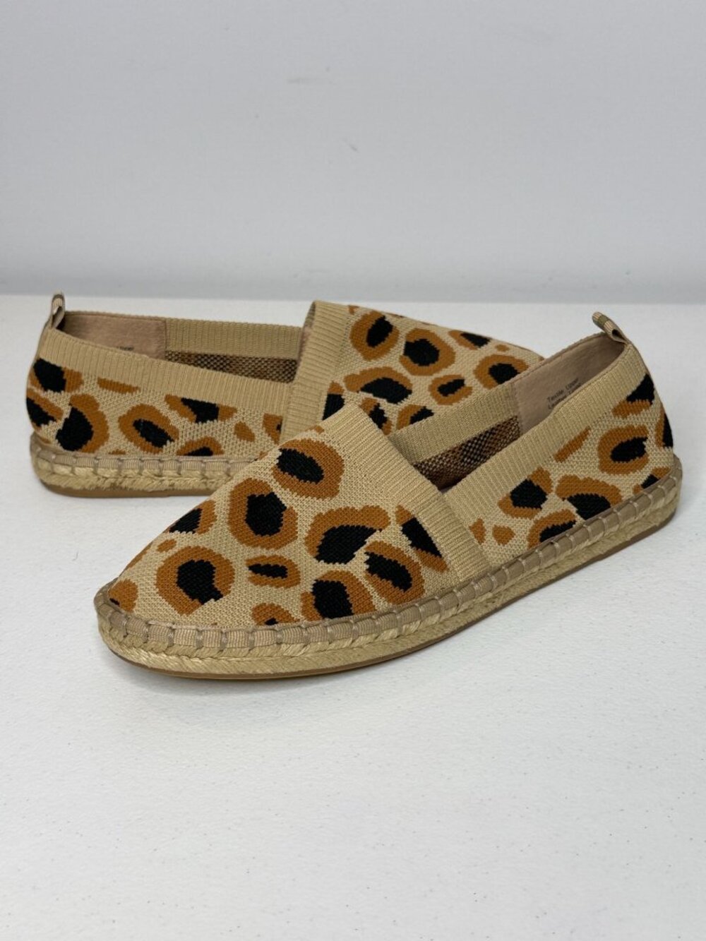 DELTAN Womens 8M Leopard Print Knit Espadrille Flats Slip On Animal Print Boho